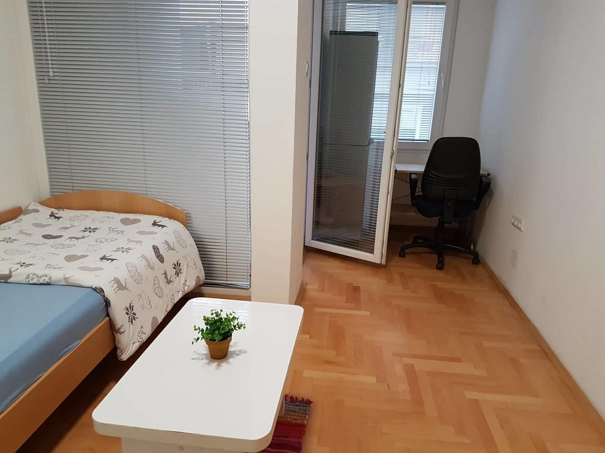 Regina'S Apartments Скопье Экстерьер фото