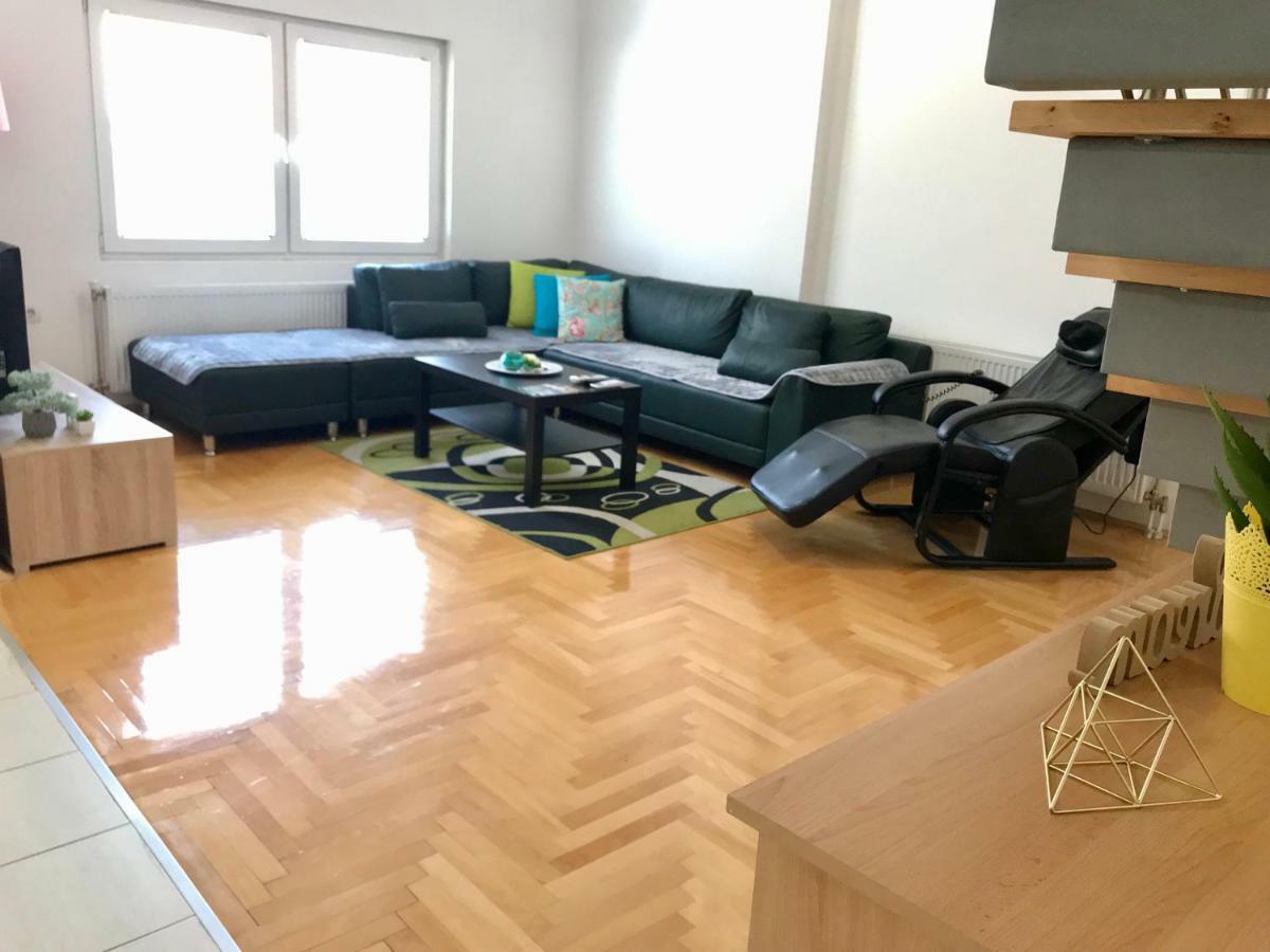 Regina'S Apartments Скопье Экстерьер фото