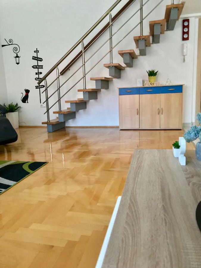 Regina'S Apartments Скопье Экстерьер фото